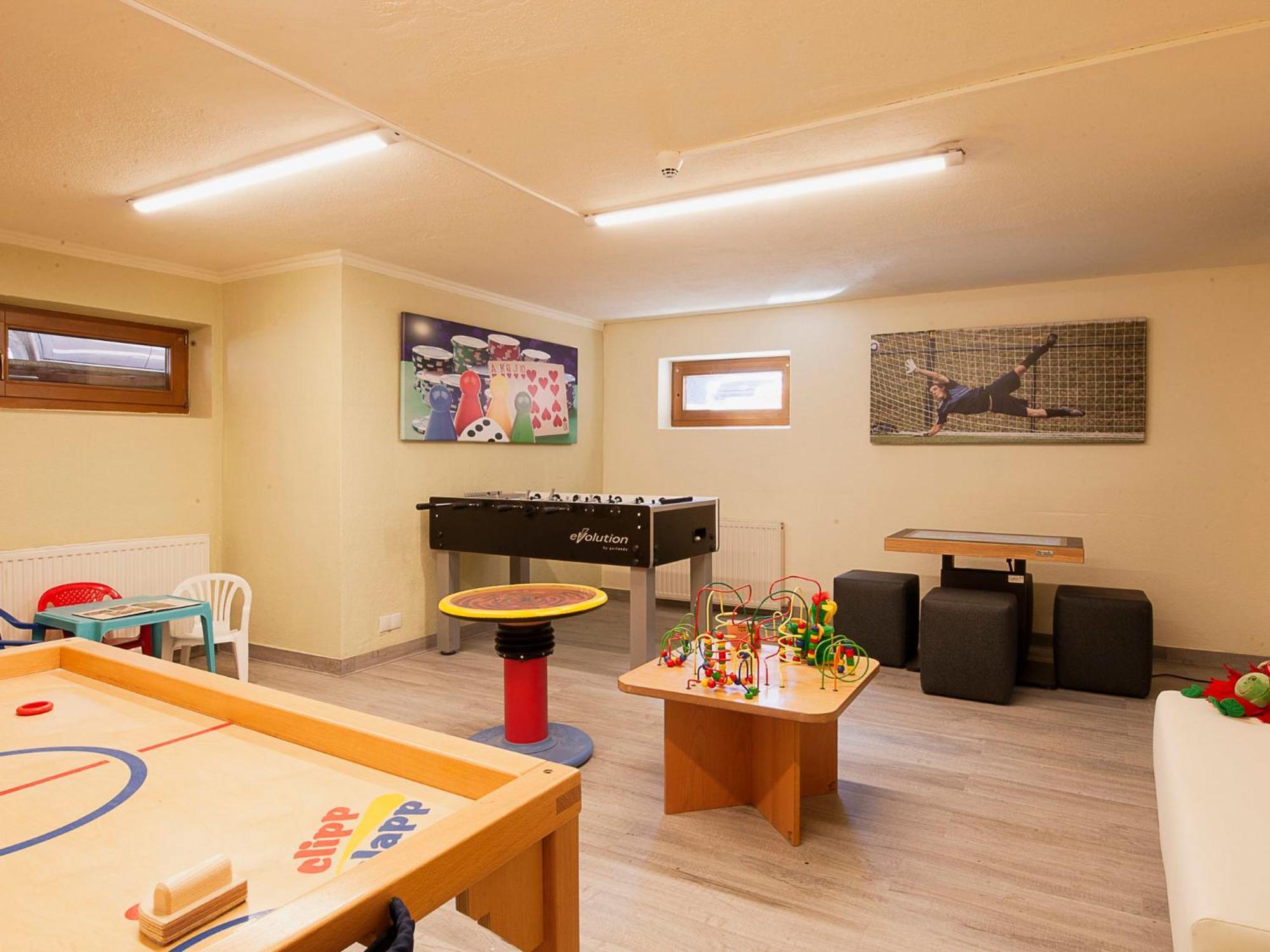 Apartment Falkner-13 By Interhome Oberlängenfeld Dış mekan fotoğraf